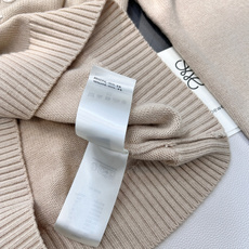 🆕Louis Vuitton 秋冬限定|Monogram刺绣羊毛针织圆领衫,经典老花以手写体刺绣落于柔软 🆕Louis Vuitton 秋冬限定|Monogram刺绣羊毛针织圆领衫,经典老花以手写体刺绣落于柔软