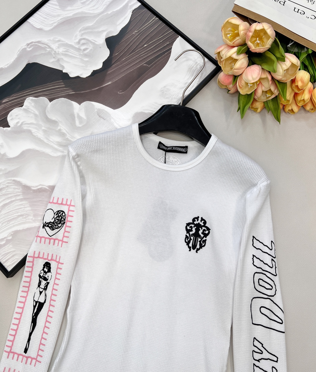 🆕 CHROME HEARTS 克罗心马蹄梵文正肩袖长袖T恤，超级百搭超级耐看，无论单穿或做内搭都很赞，