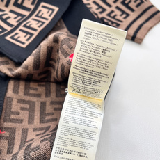 🆕Fendi 2026早春限定老花爱心针织短袖,经典FF老花满印邂逅俏皮爱心刺绣,美拉德棕调自带复古氛围 🆕Fendi 2026早春限定老花爱心针织短袖,经典FF老花满印邂逅俏皮爱心刺绣,美拉德棕调自带复古氛围