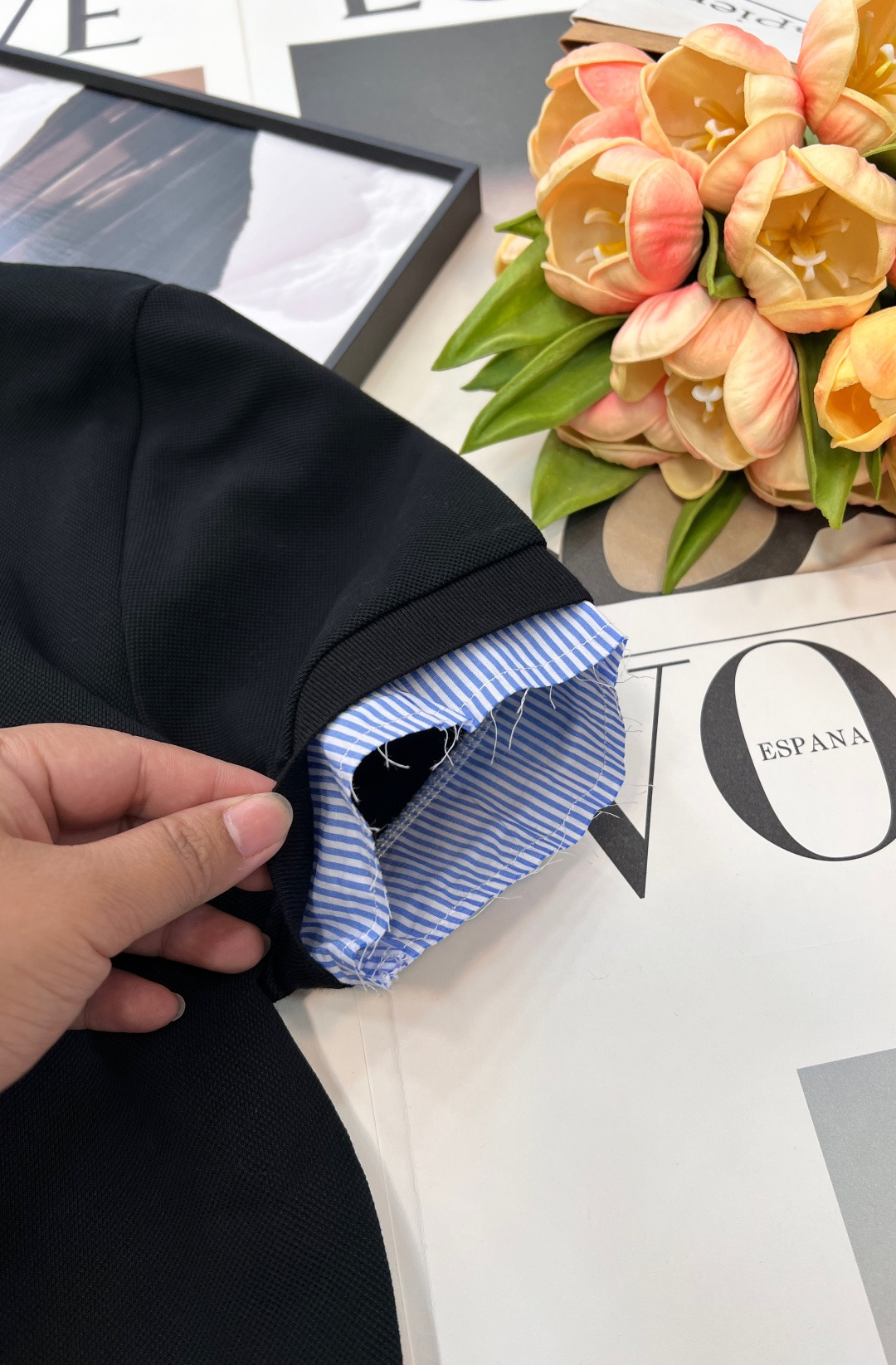 🆕 MIUMIU 细条纹拼接翻领假两件短袖polo衫💃miu里miu气的学院风系列 👩‍🎓学院风Polo