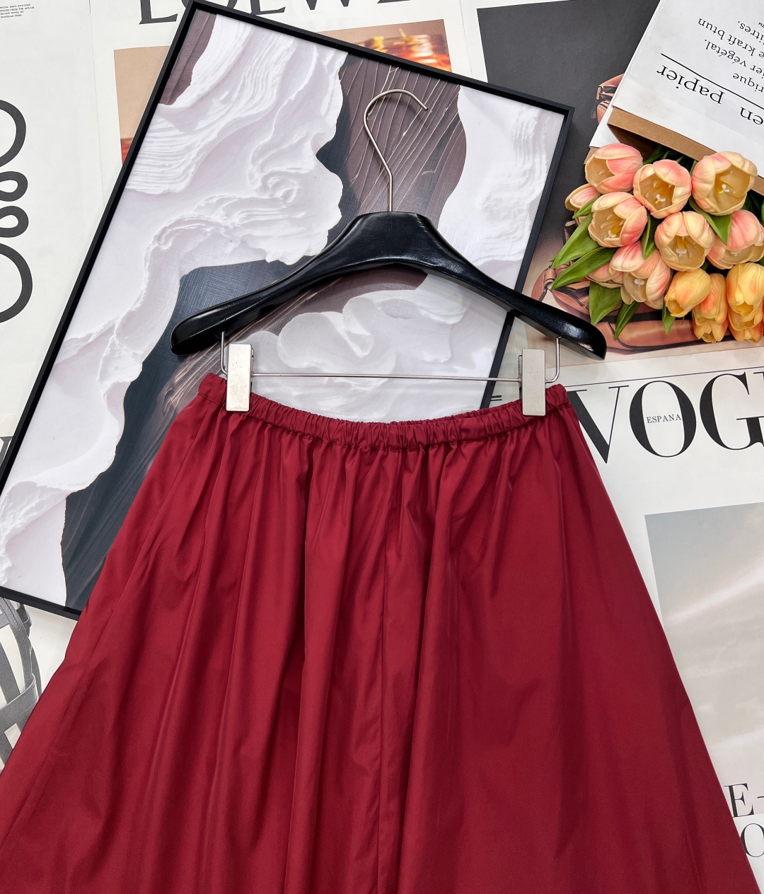 🆕MIU MIU 薄款尼龙字母防晒休闲长裙原版定制面料轻盈舒适透气质感超赞 经典连帽百搭版型减龄少女风 