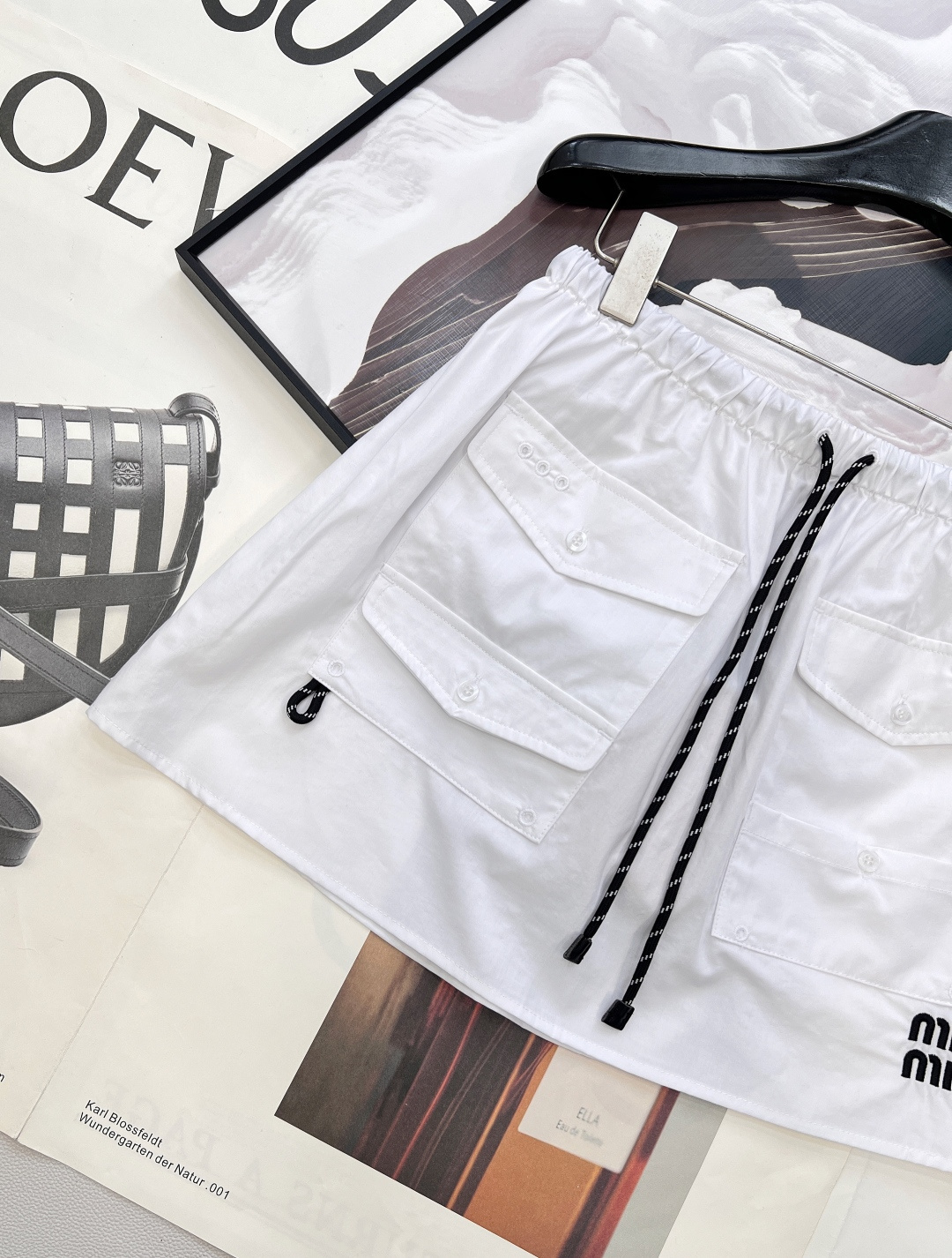 🆕MIU MIU26SS早春新款口袋工装迷你半身裙，谁懂啊！Miu Miu把工装少女感玩到了极致～▪️面