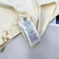 🆕 GUCCI 马戏团小马印花短袖T恤甄选定制100%精梳纯棉面料,高克重针织工艺造就厚实挺括的质感,触 🆕 GUCCI 马戏团小马印花短袖T恤甄选定制100%精梳纯棉面料,高克重针织工艺造就厚实挺括的质感,触