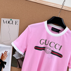 🆕GUCCI新款经典字母腰带印花拼色短袖T恤。- 经典标识:正面烫金GUCCI字母+红绿织带+双G互扣L 🆕GUCCI新款经典字母腰带印花拼色短袖T恤。- 经典标识:正面烫金GUCCI字母+红绿织带+双G互扣L