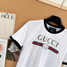 🆕GUCCI新款经典字母腰带印花拼色短袖T恤。- 经典标识:正面烫金GUCCI字母+红绿织带+双G互扣L 🆕GUCCI新款经典字母腰带印花拼色短袖T恤。- 经典标识:正面烫金GUCCI字母+红绿织带+双G互扣L