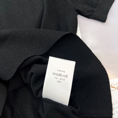 🆕DIOR 26SS春夏新款幸运草刺绣针织短袖,极简黑白基底,点缀清新幸运草刺绣与字母标识,低调暗藏高级 🆕DIOR 26SS春夏新款幸运草刺绣针织短袖,极简黑白基底,点缀清新幸运草刺绣与字母标识,低调暗藏高级