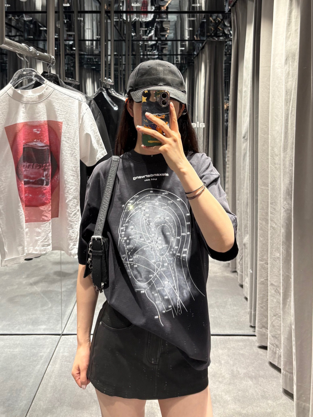 NO:758524,Abstract human brain art, black with a bit of an old gray tone,,19860909抽象的人脑艺术 黑色有点做旧的灰调,,,Women's clothing