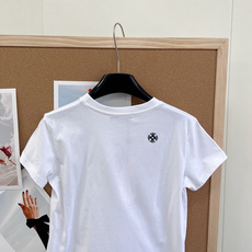 🆕Chrome hearts克罗心梵文刺绣短袖T恤,✨ 经典三色- 纯净白、高级黑、开运红,三色齐发,满 🆕Chrome hearts克罗心梵文刺绣短袖T恤,✨ 经典三色- 纯净白、高级黑、开运红,三色齐发,满