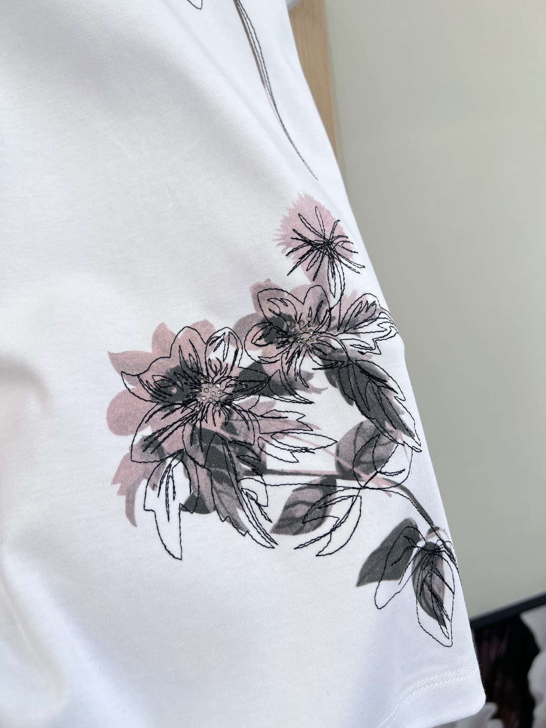 🆕MaxMara26ss早春新款花卉印花圆领短袖T恤，高级感与春日感的完美融合 ✨- 独家YB开发，高版