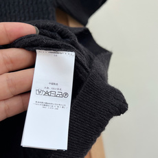 🆕Ralph Lauren 拉夫劳伦亨利领针织短袖, 美式复古与温柔针织的完美碰撞 ✨- 经典亨利领设计 🆕Ralph Lauren 拉夫劳伦亨利领针织短袖, 美式复古与温柔针织的完美碰撞 ✨- 经典亨利领设计
