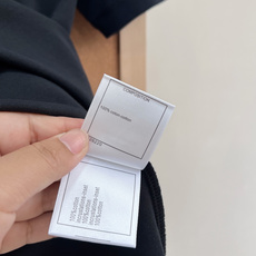 ✨CHANEL 26C高级手工坊系列 毛巾绣logo圆领短袖T恤。奢牌基础款里的点睛之作,衣橱里的显贵百 ✨CHANEL 26C高级手工坊系列 毛巾绣logo圆领短袖T恤。奢牌基础款里的点睛之作,衣橱里的显贵百