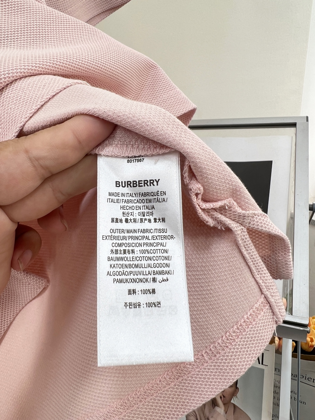🆕BURBERRY新款巴宝莉格纹翻领Polo衫短袖介这款Polo衫是Burberry标志性的经典英伦风单