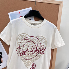 🆕🪐 Vivienne Westwood 西太后爱心发泡印花正肩T恤。西太后这波真的杀疯了!把朋克浪漫和 🆕🪐 Vivienne Westwood 西太后爱心发泡印花正肩T恤。西太后这波真的杀疯了!把朋克浪漫和