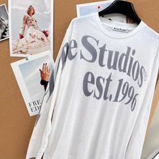🆕ACNE STUDIO 做旧字母长袖T恤Acne Studios以品牌创立年份「」为灵感,打造这件标志 🆕ACNE STUDIO 做旧字母长袖T恤Acne Studios以品牌创立年份「」为灵感,打造这件标志