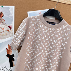 🆕Louis Vuitton 全新老花Logo针织系列..🤎🤎🤎复古高级感十足 撞色设计洋气又有活力 I 🆕Louis Vuitton 全新老花Logo针织系列..🤎🤎🤎复古高级感十足 撞色设计洋气又有活力 I
