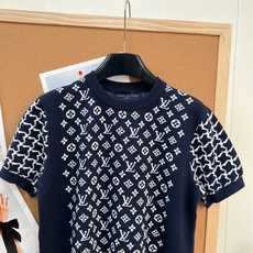 🆕Louis Vuitton 全新老花Logo针织系列..🤎🤎🤎复古高级感十足 撞色设计洋气又有活力 I 🆕Louis Vuitton 全新老花Logo针织系列..🤎🤎🤎复古高级感十足 撞色设计洋气又有活力 I