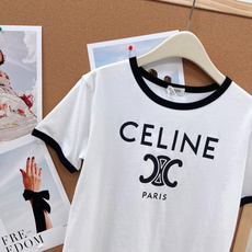 🆕Celine 经典凯旋门字母T恤🖤炸街款!采用手工印花工艺 黑白颜色百搭时髦 实用性非常强的一件!纯棉 🆕Celine 经典凯旋门字母T恤🖤炸街款!采用手工印花工艺 黑白颜色百搭时髦 实用性非常强的一件!纯棉