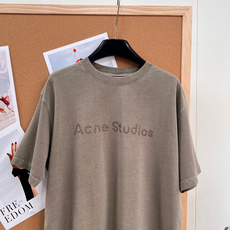 🆕Acne Studios新款废土风T恤!洗水铜片烫字,街头感拉满,废土风T恤,直接把高级感焊在身上✨做 🆕Acne Studios新款废土风T恤!洗水铜片烫字,街头感拉满,废土风T恤,直接把高级感焊在身上✨做