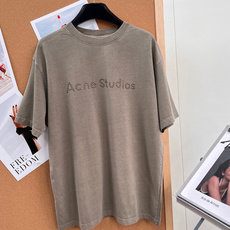 🆕Acne Studios新款废土风T恤!洗水铜片烫字,街头感拉满,废土风T恤,直接把高级感焊在身上✨做 🆕Acne Studios新款废土风T恤!洗水铜片烫字,街头感拉满,废土风T恤,直接把高级感焊在身上✨做