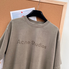 🆕Acne Studios新款废土风T恤!洗水铜片烫字,街头感拉满,废土风T恤,直接把高级感焊在身上✨做 🆕Acne Studios新款废土风T恤!洗水铜片烫字,街头感拉满,废土风T恤,直接把高级感焊在身上✨做