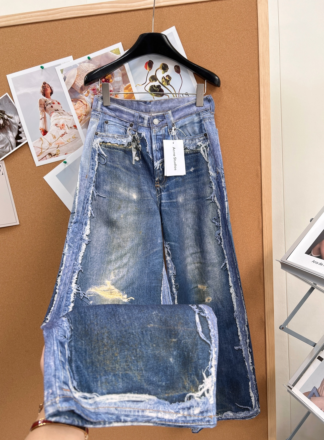 🆕Acne Studios 新款错视3D打印破烂直筒牛仔裤 潮人衣柜封神款！ 把街头艺术穿在身上，直接把