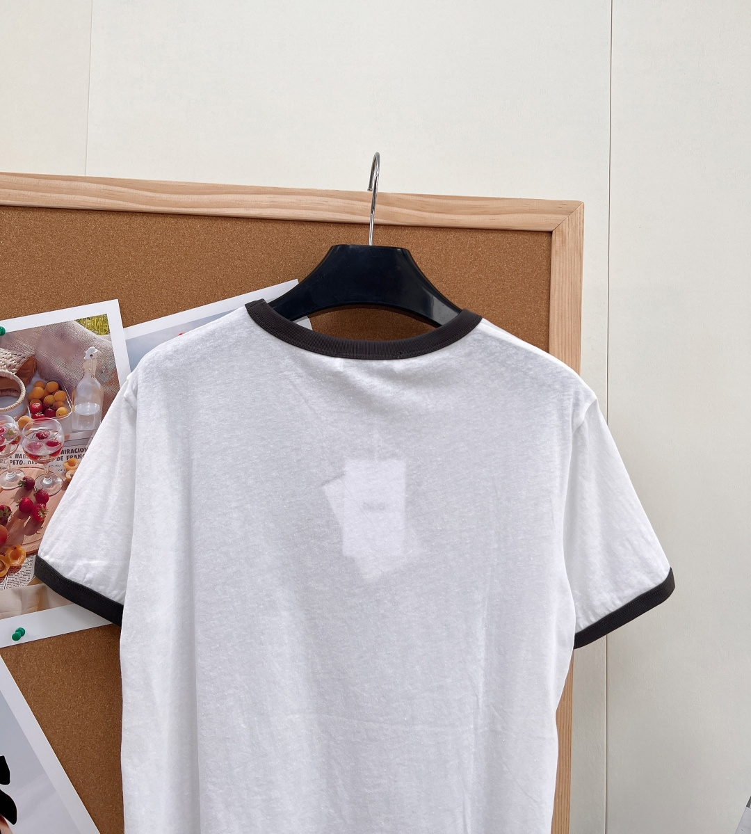 🆕 DIOR 撞色边数字8🎾印花短袖T恤运动美学 · 撞色边界经典字母数字8印花灵感碰撞高定色彩，一抹撞