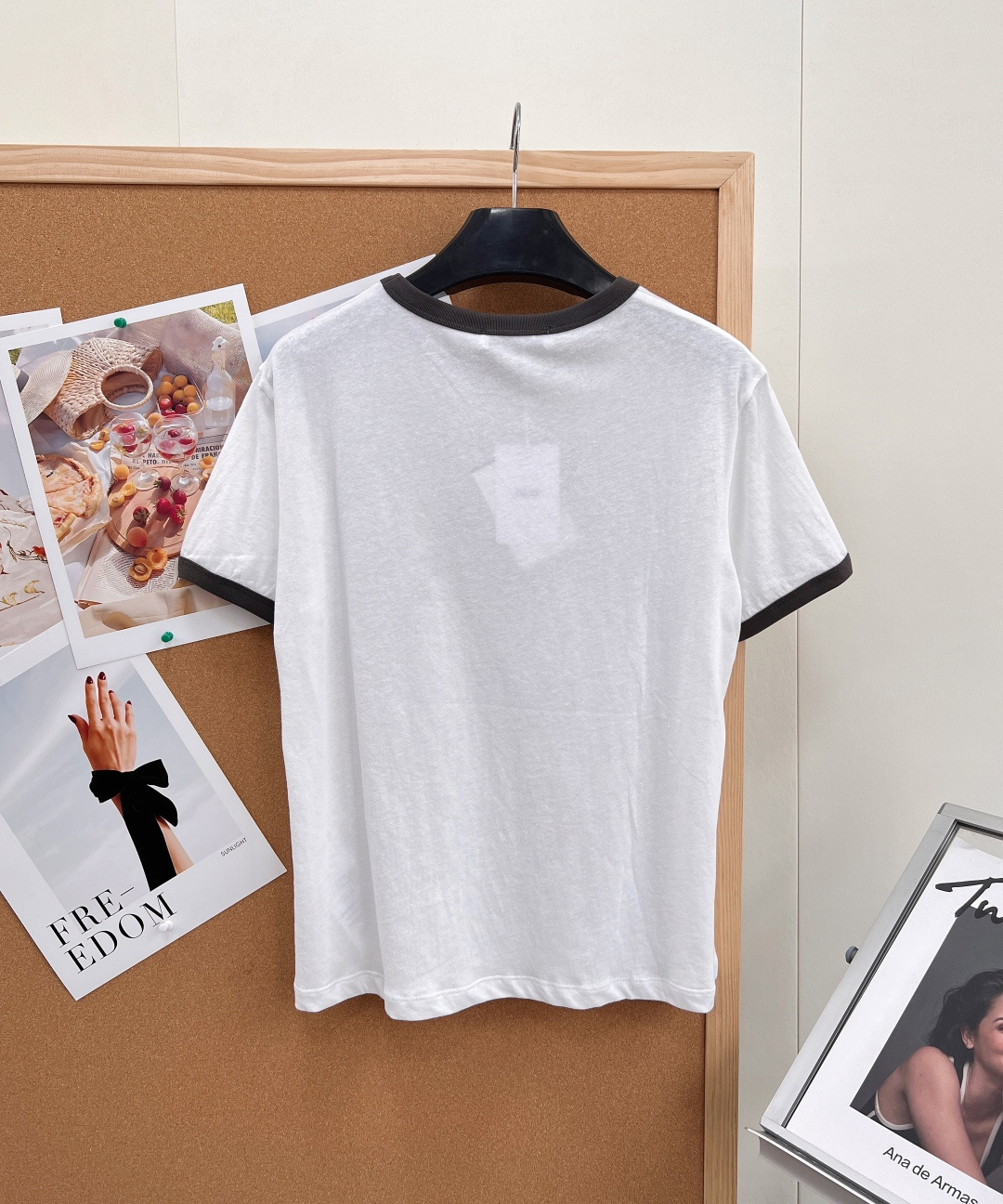 🆕 DIOR 撞色边数字8🎾印花短袖T恤运动美学 · 撞色边界经典字母数字8印花灵感碰撞高定色彩，一抹撞