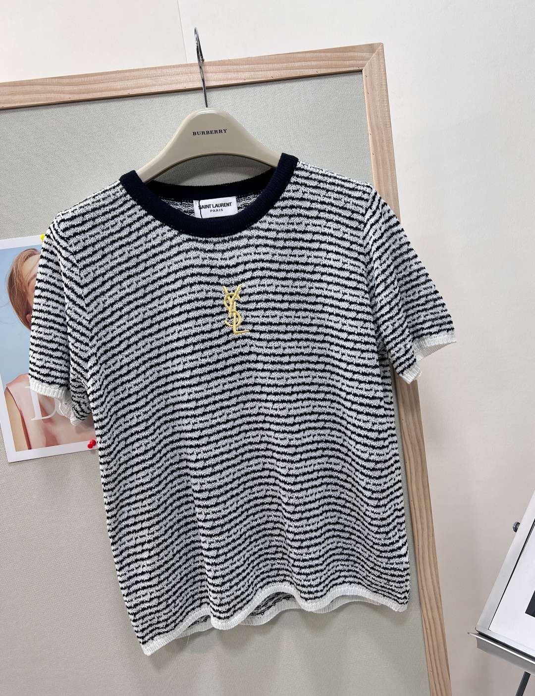 🆕🖤YSL圣罗兰26夏季新款 黑白杂色条纹针织短袖，法式复古贵气松弛感，经典永不过时✨✨ 简约圆领利落短