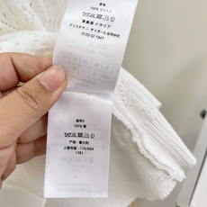 🆕Dior 26春夏新款圆领针织短袖🤍原版高定春夏轻奢少女感上衣,经典利落圆领版型,温柔贴合脖颈,不挑脸 🆕Dior 26春夏新款圆领针织短袖🤍原版高定春夏轻奢少女感上衣,经典利落圆领版型,温柔贴合脖颈,不挑脸