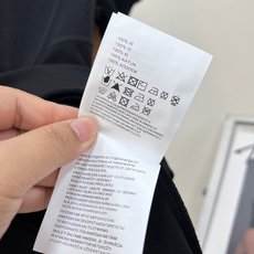 🆕MiuMiu春夏新款分割线修身正肩短袖T恤✨甄选高弹软糯棉感针织面料,亲肤细腻透气不闷汗,垂顺抗皱不易 🆕MiuMiu春夏新款分割线修身正肩短袖T恤✨甄选高弹软糯棉感针织面料,亲肤细腻透气不闷汗,垂顺抗皱不易