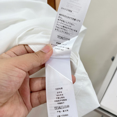 🆕DIOR 限定五角星⭐️做旧字母印花短袖T恤,迪奥🏠的衣服 不仅仅是优雅 每次出品都是为女性量身定制 🆕DIOR 限定五角星⭐️做旧字母印花短袖T恤,迪奥🏠的衣服 不仅仅是优雅 每次出品都是为女性量身定制