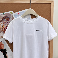 🆕alexander wang26春夏大王超多明星同款字母刺绣正肩短袖T恤▪️小版型长度和宽度都刚刚好, 🆕alexander wang26春夏大王超多明星同款字母刺绣正肩短袖T恤▪️小版型长度和宽度都刚刚好,