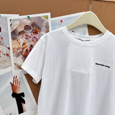 🆕alexander wang26春夏大王超多明星同款字母刺绣正肩短袖T恤▪️小版型长度和宽度都刚刚好, 🆕alexander wang26春夏大王超多明星同款字母刺绣正肩短袖T恤▪️小版型长度和宽度都刚刚好,