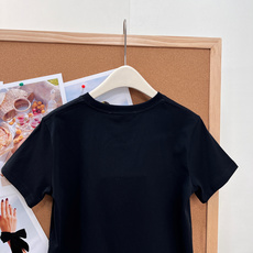 🆕alexander wang26春夏大王超多明星同款字母刺绣正肩短袖T恤▪️小版型长度和宽度都刚刚好, 🆕alexander wang26春夏大王超多明星同款字母刺绣正肩短袖T恤▪️小版型长度和宽度都刚刚好,