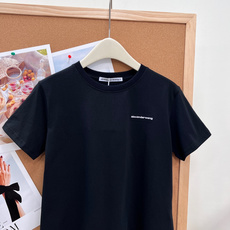 🆕alexander wang26春夏大王超多明星同款字母刺绣正肩短袖T恤▪️小版型长度和宽度都刚刚好, 🆕alexander wang26春夏大王超多明星同款字母刺绣正肩短袖T恤▪️小版型长度和宽度都刚刚好,