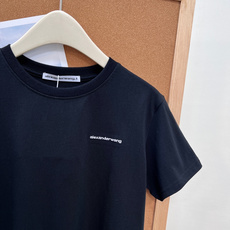 🆕alexander wang26春夏大王超多明星同款字母刺绣正肩短袖T恤▪️小版型长度和宽度都刚刚好, 🆕alexander wang26春夏大王超多明星同款字母刺绣正肩短袖T恤▪️小版型长度和宽度都刚刚好,