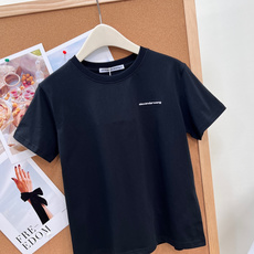 🆕alexander wang26春夏大王超多明星同款字母刺绣正肩短袖T恤▪️小版型长度和宽度都刚刚好, 🆕alexander wang26春夏大王超多明星同款字母刺绣正肩短袖T恤▪️小版型长度和宽度都刚刚好,