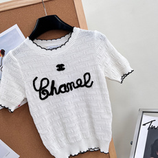 🆕CHANEL新款小香立体字母刺绣圆领短袖|经典永不过时的优雅单品,- 胸前手写体“Chanel”字母采 🆕CHANEL新款小香立体字母刺绣圆领短袖|经典永不过时的优雅单品,- 胸前手写体“Chanel”字母采