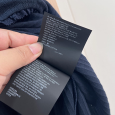 🆕MiuMiu新款字母贴片蕾丝蓬蓬竖纹短裙,藏青&咖色两色自带少女氛围感的miu系甜美神款,甜妹衣橱里必 🆕MiuMiu新款字母贴片蕾丝蓬蓬竖纹短裙,藏青&咖色两色自带少女氛围感的miu系甜美神款,甜妹衣橱里必