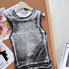 🆕Acne Studios 新款做旧印花无袖背心。高街氛围感单品🔥自带高街艺术感的爆款背心来袭,男女同款 🆕Acne Studios 新款做旧印花无袖背心。高街氛围感单品🔥自带高街艺术感的爆款背心来袭,男女同款