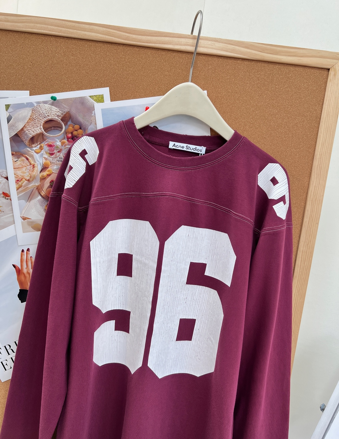 🆕Acne Studios 96系列美式复古球衣长袖T恤✨自带复古滤镜的氛围感神款，轻松解锁随性松弛的美