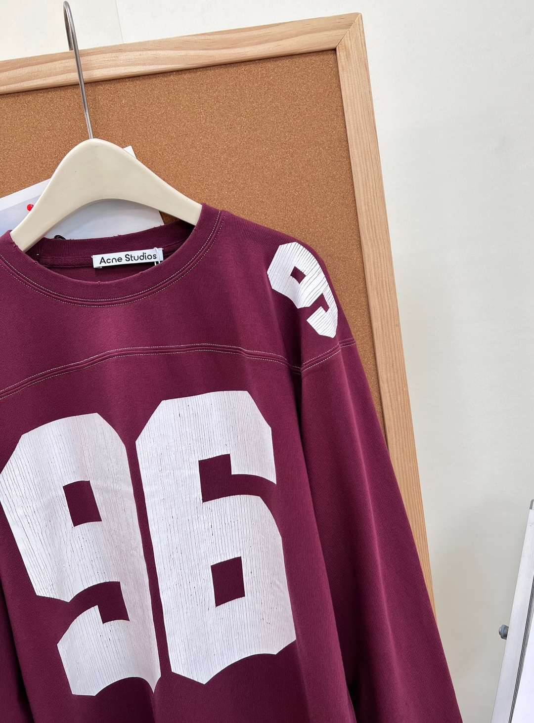 🆕Acne Studios 96系列美式复古球衣长袖T恤✨自带复古滤镜的氛围感神款，轻松解锁随性松弛的美