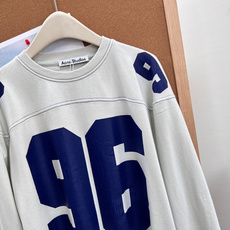 🆕Acne Studios 96系列美式复古球衣长袖T恤✨自带复古滤镜的氛围感神款,轻松解锁随性松弛的美 🆕Acne Studios 96系列美式复古球衣长袖T恤✨自带复古滤镜的氛围感神款,轻松解锁随性松弛的美