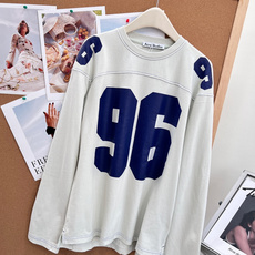 🆕Acne Studios 96系列美式复古球衣长袖T恤✨自带复古滤镜的氛围感神款,轻松解锁随性松弛的美 🆕Acne Studios 96系列美式复古球衣长袖T恤✨自带复古滤镜的氛围感神款,轻松解锁随性松弛的美