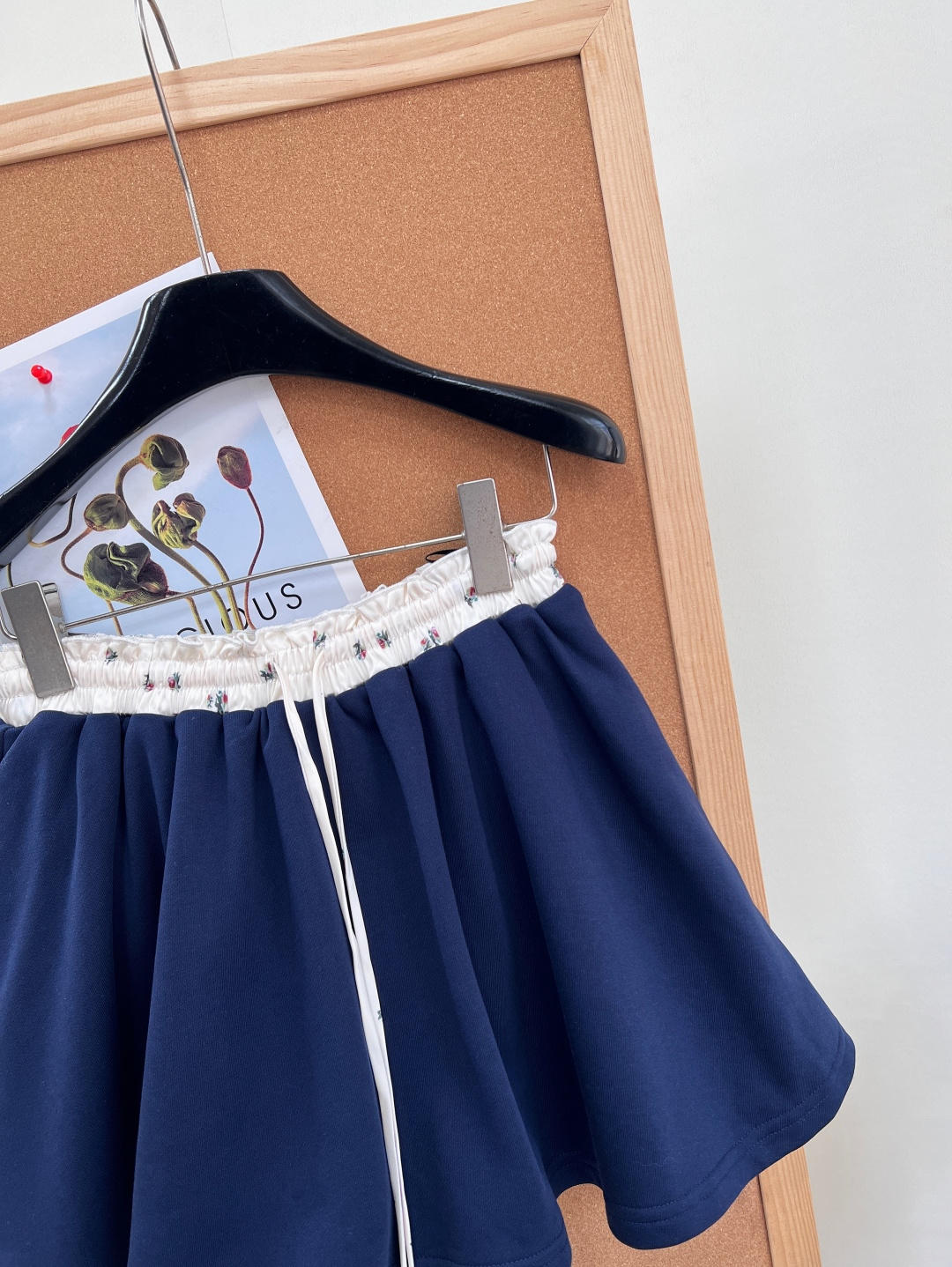 🆕JOR早春幸运果碎花腰头裤裙，26Ss高定独家款甄选软糯垂顺针织面料，触感亲肤透气，自带自然垂坠力，裙