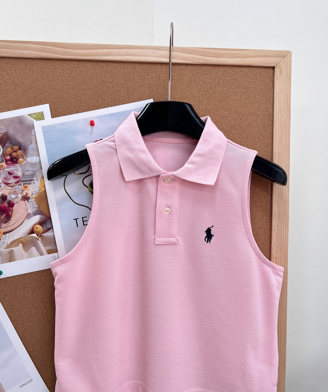 🆕 Ralph Lauren 拉夫劳伦26早春新款翻领战马背心，将经典学院风与松弛感完美融合，解锁美式复