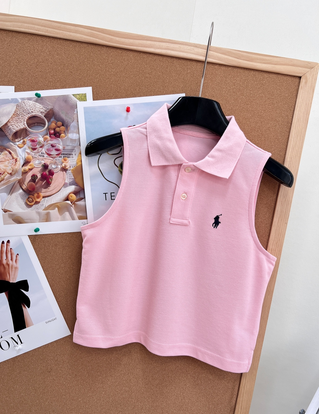 🆕 Ralph Lauren 拉夫劳伦26早春新款翻领战马背心，将经典学院风与松弛感完美融合，解锁美式复