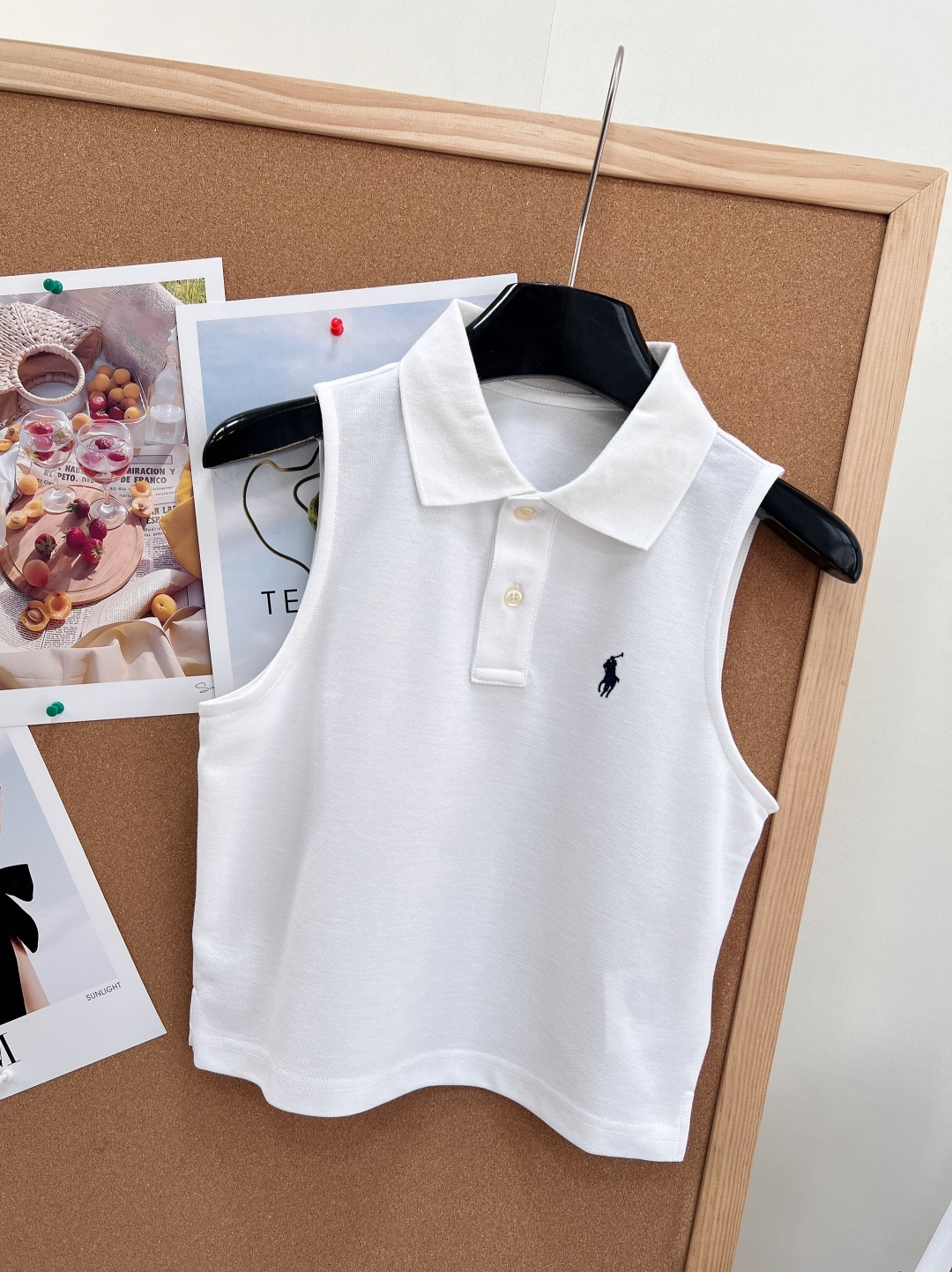 🆕 Ralph Lauren 拉夫劳伦26早春新款翻领战马背心，将经典学院风与松弛感完美融合，解锁美式复