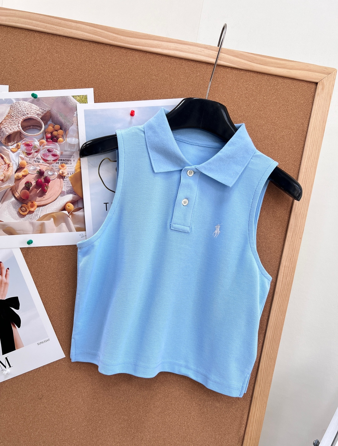 🆕 Ralph Lauren 拉夫劳伦26早春新款翻领战马背心，将经典学院风与松弛感完美融合，解锁美式复