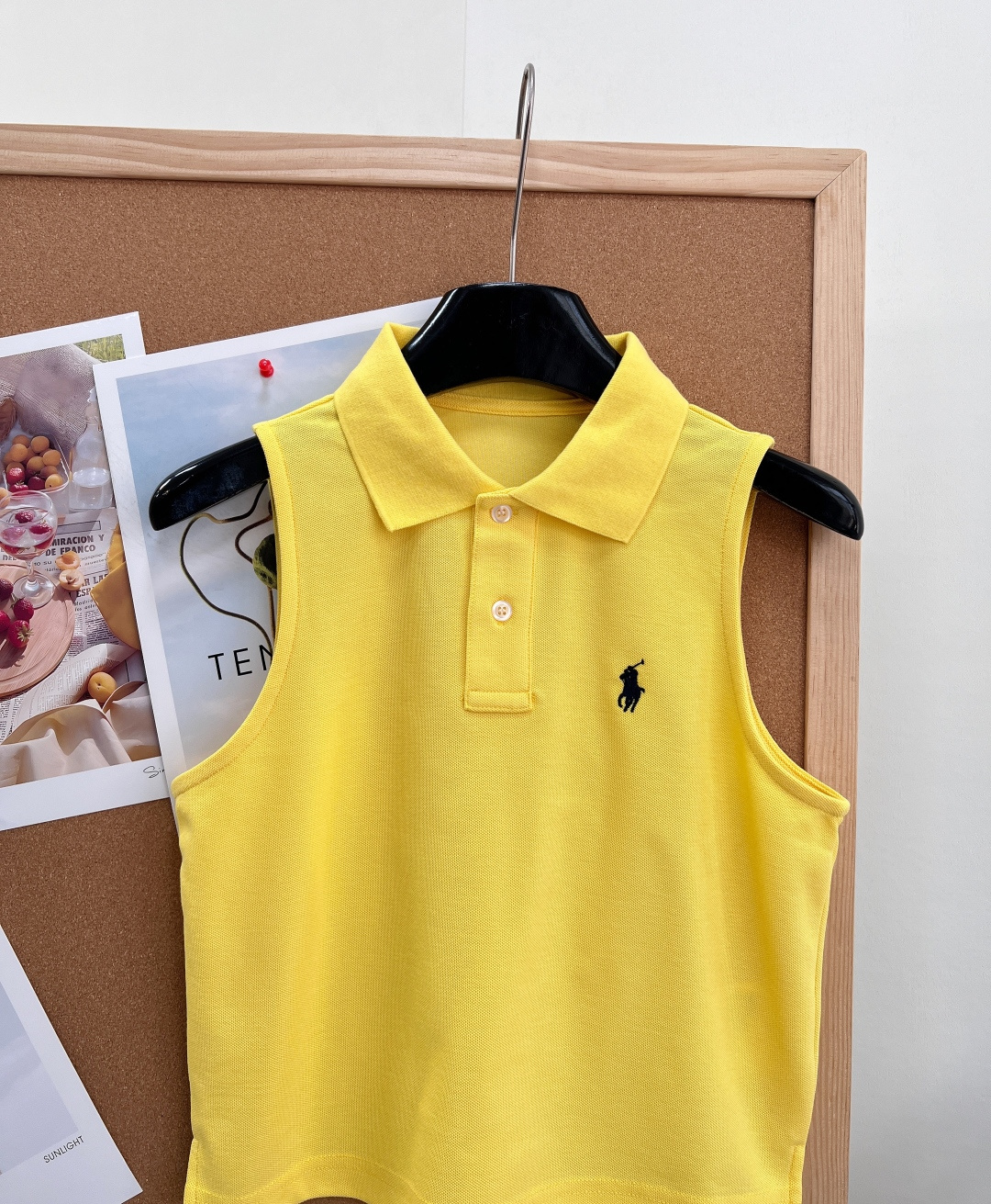 🆕 Ralph Lauren 拉夫劳伦26早春新款翻领战马背心，将经典学院风与松弛感完美融合，解锁美式复